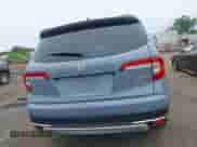 2022 Honda Pilot Touring 7-Passenger z VIN 5FNYF6H68NB056077, wystawiony jako IAAI lot #42357338 z przebiegiem 18 193 mil mil oraz . Historia ofert i sprzedaży dostępna na DreamBid. Obrazek 16.