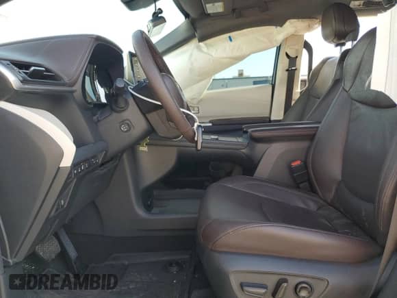 2023 Toyota Sienna Platinum z VIN 5TDESKFC4PS099796, wystawiony jako Copart lot #49534595 z przebiegiem 42 279 mil mil oraz Szkoda całkowita • Salvage title. Historia ofert i sprzedaży dostępna na DreamBid. Obrazek 7.