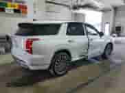 2025 Hyundai Palisade Calligraphy с VIN KM8R7DGE8SU853877, выставлен на аукционе Copart как лот 64552515 с пробегом 7 632 миль миль и Списание • Salvage title. История ставок и продаж доступна на DreamBid. Изображение 3.