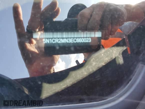 2014 Nissan Pathfinder Platinum Hybrid with VIN 5N1CR2MN3EC660023, listed as a Copart auction lot 64419725 with 174,444 mi miles and Salvage title. Bid and sale history available at DreamBid. Image 13.