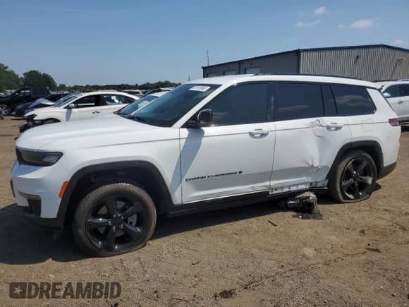 2023 Jeep Grand Cherokee Limited with VIN 1C4RJKBG4P8761183, listed as a Copart auction lot 67513965 with 43,001 mi miles and Salvage title. Bid and sale history available at DreamBid. Image 1.