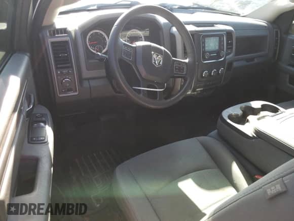 2019 Ram 1500 Express z VIN 3C6JR6AG2KG667618, wystawiony jako Copart lot #76557104 z przebiegiem 73 192 mil mil oraz Szkoda całkowita • Salvage title. Historia ofert i sprzedaży dostępna na DreamBid. Obrazek 8.