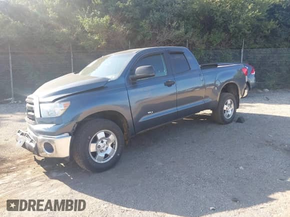 2010 Toyota Tundra с VIN 5TFUY5F11AX132216, выставлен на аукционе IAAI как лот 43069315 с пробегом 167 833 миль миль и . История ставок и продаж доступна на DreamBid. Изображение 18.