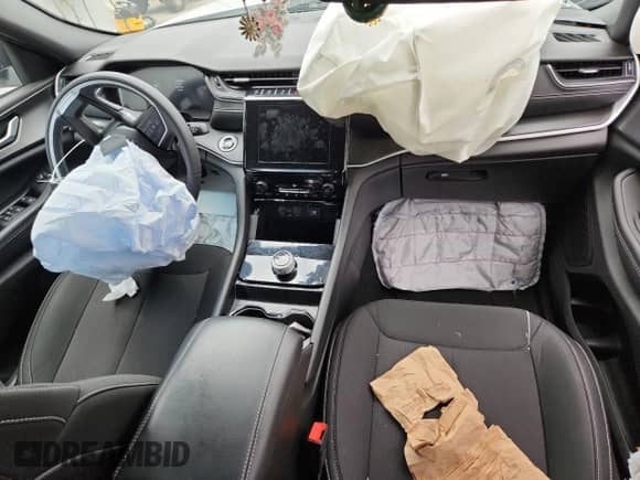 2024 Jeep Grand Cherokee Altitude X with VIN 1C4RJHAG1RC243293, listed as a Copart auction lot 65148375 with 18,315 mi miles and Salvage title. Bid and sale history available at DreamBid. Image 8.