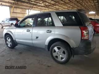 2005 Saturn VUE z VIN 5GZCZ53485S853075, wystawiony jako Copart lot #77115584 z przebiegiem 129 581 mil mil oraz Szkoda całkowita • Salvage title. Historia ofert i sprzedaży dostępna na DreamBid. Obrazek 2.