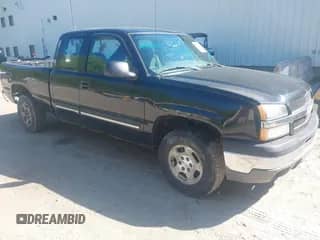 2004 Chevrolet Silverado 1500 Z71 z VIN 2GCEK19T141386702, wystawiony jako IAAI lot #42316767 z przebiegiem 114 518 mil mil oraz . Historia ofert i sprzedaży dostępna na DreamBid. Obrazek 1.