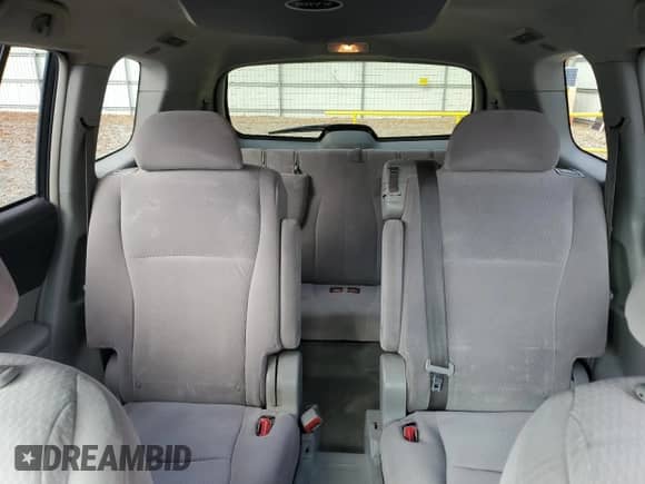2008 Toyota Highlander with VIN JTEES41A082059740, listed as a Copart auction lot 89656065 with 270,807 mi miles and Clean title. Bid and sale history available at DreamBid. Image 10.