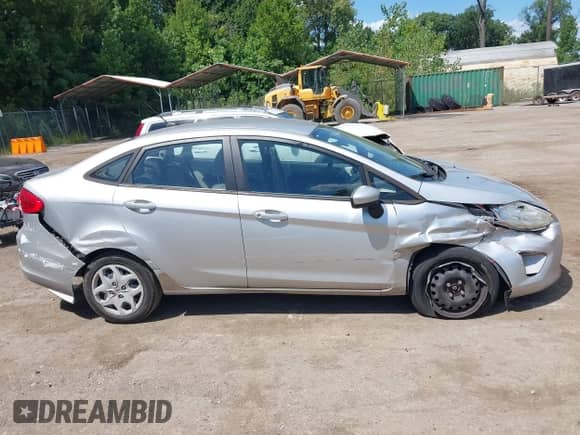 2012 Ford Fiesta S с VIN 3FADP4AJ6CM170110, выставлен на аукционе IAAI как лот 43058297 с пробегом 108 391 миль миль и . История ставок и продаж доступна на DreamBid. Изображение 13.