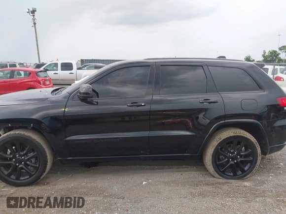 2020 Jeep Grand Cherokee Laredo E с VIN 1C4RJEAG7LC324904, выставлен на аукционе IAAI как лот 42600961 с пробегом 93 444 миль миль и . История ставок и продаж доступна на DreamBid. Изображение 14.