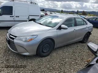 2015 Toyota Camry LE с VIN 4T4BF1FK9FR498725, выставлен на аукционе Copart как лот 82250535 с пробегом 170 340 миль миль и Списание • Salvage title. История ставок и продаж доступна на DreamBid. Изображение 1.