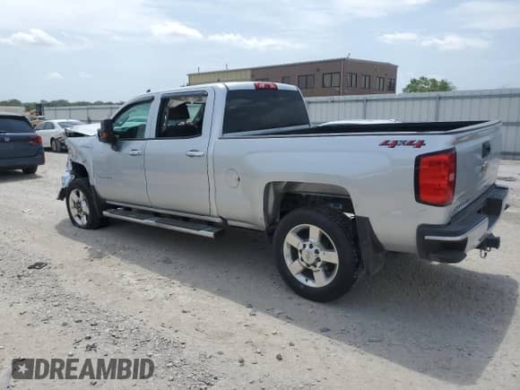 2019 Chevrolet Silverado 2500HD Work Truck z VIN 1GC1KREG9KF155249, wystawiony jako Copart lot #64574945 z przebiegiem 125 038 mil mil oraz Szkoda całkowita • Salvage title. Historia ofert i sprzedaży dostępna na DreamBid. Obrazek 2.