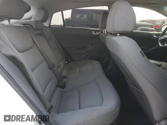 2022 Hyundai Ioniq SE z VIN KMHC75LC3NU277457, wystawiony jako Copart lot #67420955 z przebiegiem 57 521 mil mil oraz Szkoda całkowita • Salvage title. Historia ofert i sprzedaży dostępna na DreamBid. Obrazek 11.
