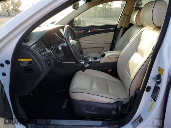 2015 Hyundai Equus Signature z VIN KMHGH4JH1FU094339, wystawiony jako Copart lot #88729095 z przebiegiem 124 376 mil mil oraz Szkoda całkowita • Salvage title. Historia ofert i sprzedaży dostępna na DreamBid. Obrazek 7.