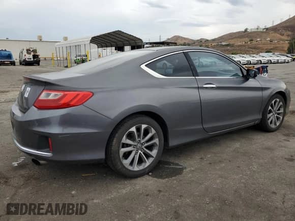 2014 Honda Accord LX-S with VIN 1HGCT1B38EA003829, listed as a Copart auction lot 70961845 with 152,841 mi miles and Salvage title. Bid and sale history available at DreamBid. Image 3.