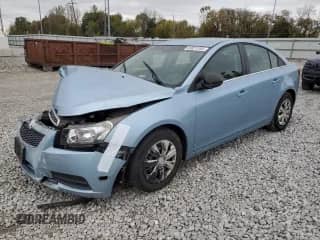 2012 Chevrolet Cruze LS z VIN 1G1PC5SH4C7278510, wystawiony jako Copart lot #89521205 z przebiegiem Nie podano mil oraz Szkoda całkowita • Salvage title. Historia ofert i sprzedaży dostępna na DreamBid. Obrazek 1.