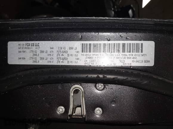 2017 Ram 1500 Big Horn z VIN 1C6RR7LT2HS739826, wystawiony jako IAAI lot #43082494 z przebiegiem 158 006 mil mil oraz . Historia ofert i sprzedaży dostępna na DreamBid. Obrazek 9.