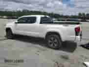 2018 Toyota Tacoma SR5 с VIN 3TMBZ5DN3JM016239, выставлен на аукционе Copart как лот 68904385 с пробегом 77 131 миль миль и Списание • Salvage title. История ставок и продаж доступна на DreamBid. Изображение 2.