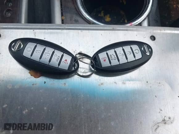 2014 Nissan Pathfinder S with VIN 5N1AR2MM9EC716447, listed as a IAAI auction lot 42395378 with 112,245 mi miles and . Bid and sale history available at DreamBid. Image 11.