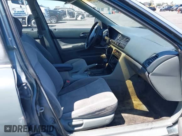 1996 Honda Accord LX with VIN 1HGCD5634TA137359, listed as a IAAI auction lot 42683307 with 228,614 mi miles and . Bid and sale history available at DreamBid. Image 5.