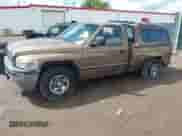2001 Dodge 1500 Work Special с VIN 1B7HC16X11S227370, выставлен на аукционе IAAI как лот 42221026 с пробегом 124 934 миль миль и . История ставок и продаж доступна на DreamBid. Изображение 17.