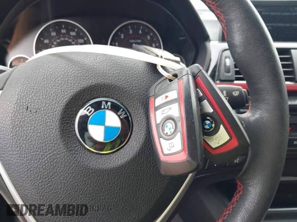 2014 BMW 3 Series 335i с VIN WBA3A9C57EF479332, выставлен на аукционе IAAI как лот 42425456 с пробегом 50 091 миль миль и . История ставок и продаж доступна на DreamBid. Изображение 11.