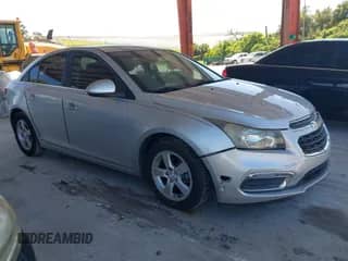 2015 Chevrolet Cruze LT с VIN 1G1PC5SB5F7265894, выставлен на аукционе IAAI как лот 43230200 с пробегом 108 858 миль миль и . История ставок и продаж доступна на DreamBid. Изображение 1.