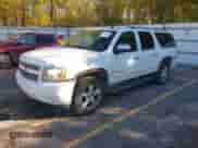 2008 Chevrolet Suburban 2LT с VIN 1GNFK16368J215245, выставлен на аукционе IAAI как лот 43458500 с пробегом 223 033 миль миль и . История ставок и продаж доступна на DreamBid. Изображение 2.