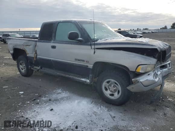 1998 Dodge 1500 с VIN 3B7HF12Z9WM235411, выставлен на аукционе Copart как лот 89354885 с пробегом 155 143 миль миль и Списание • Salvage title. История ставок и продаж доступна на DreamBid. Изображение 4.