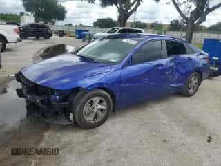 2024 Hyundai Elantra SE с VIN KMHLL4DG5RU835614, выставлен на аукционе Copart как лот 71979025 с пробегом 22 874 миль миль и На запчасти • Non repairable. История ставок и продаж доступна на DreamBid. Изображение 1.