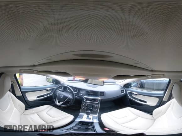 2012 Volvo S60 T6 с VIN YV1902FH5C2038827, выставлен на аукционе IAAI как лот 42860167 с пробегом 78 984 миль миль и . История ставок и продаж доступна на DreamBid. Изображение 18.