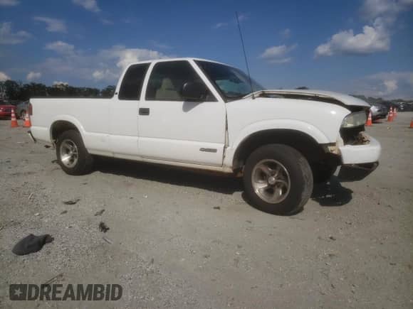 2002 Chevrolet S-10 LS с VIN 1GCCS19W828124929, выставлен на аукционе Copart как лот 66221015 с пробегом 114 887 миль миль и Списание • Salvage title. История ставок и продаж доступна на DreamBid. Изображение 4.