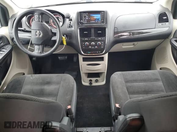 2019 Dodge Grand Caravan SE with VIN 2C4RDGBG1KR624056, listed as a Copart auction lot 86478885 with 182,525 mi miles and Salvage title. Bid and sale history available at DreamBid. Image 8.