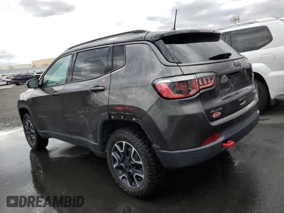 2019 Jeep Compass Trailhawk z VIN 3C4NJDDBXKT780200, wystawiony jako Copart lot #84975535 z przebiegiem 43 811 mil mil oraz Czysty tytuł • Clean title. Historia ofert i sprzedaży dostępna na DreamBid. Obrazek 2.