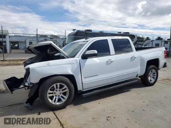 2017 Chevrolet Silverado 1500 LT с VIN 3GCPCREC2HG447997, выставлен на аукционе Copart как лот 85167805 с пробегом 72 532 миль миль и Списание • Salvage title. История ставок и продаж доступна на DreamBid. Изображение 1.