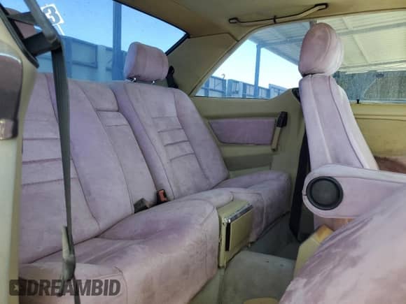 1983 Mercedes-Benz 500 с VIN WDB12604412006680, выставлен на аукционе Copart как лот 51018595 с пробегом 105 263 миль миль и Чистый • Clean title. История ставок и продаж доступна на DreamBid. Изображение 10.