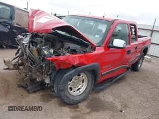 2002 Chevrolet Silverado 1500HD LT с VIN 1GCGK13U12F147411, выставлен на аукционе IAAI как лот 42066867 с пробегом Не указан миль и . История ставок и продаж доступна на DreamBid. Изображение 2.