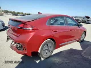 2021 Hyundai Ioniq SE с VIN KMHC75LC4MU260889, выставлен на аукционе Copart как лот 69175633 с пробегом 28 579 миль миль и . История ставок и продаж доступна на DreamBid. Изображение 3.