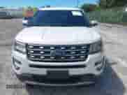 2017 Ford Explorer Limited z VIN 1FM5K8F87HGE34054, wystawiony jako IAAI lot #43307306 z przebiegiem 64 044 mil mil oraz . Historia ofert i sprzedaży dostępna na DreamBid. Obrazek 12.