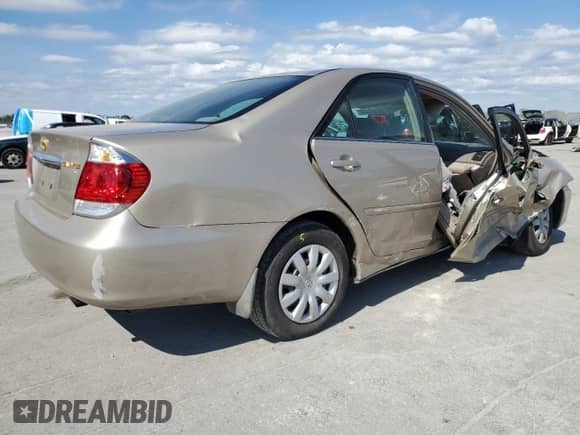 2006 Toyota Camry LE with VIN 4T1BE32K06U154487, listed as a Copart auction lot 86151625 with 144,080 mi miles and Salvage title. Bid and sale history available at DreamBid. Image 3.