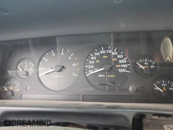 1998 Jeep Grand Cherokee Limited с VIN 1J4GZ78Y4WC216880, выставлен на аукционе Copart как лот 64325945 с пробегом Не указан миль и Списание • Salvage title. История ставок и продаж доступна на DreamBid. Изображение 9.