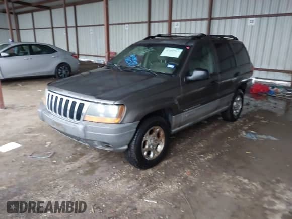 2000 Jeep Grand Cherokee Laredo с VIN 1J4G248S3YC258331, выставлен на аукционе IAAI как лот 42192967 с пробегом 151 021 миль миль и . История ставок и продаж доступна на DreamBid. Изображение 2.
