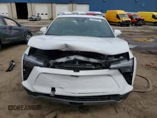 2024 Chevrolet Blazer EV eAWD LT z VIN 3GNKDBRJ8RS225283, wystawiony jako Copart lot #51899785 z przebiegiem 9 094 mil mil oraz Nie do naprawy • Non repairable. Historia ofert i sprzedaży dostępna na DreamBid. Obrazek 5.