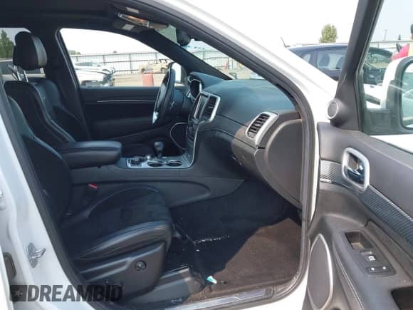 2014 Jeep Grand Cherokee SRT-8 с VIN 1C4RJFDJ1EC512558, выставлен на аукционе IAAI как лот 43102961 с пробегом 63 307 миль миль и . История ставок и продаж доступна на DreamBid. Изображение 5.