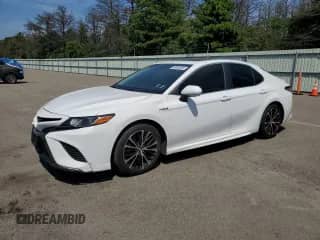 2019 Toyota Camry Hybrid SE с VIN 4T1B21HK6KU009954, выставлен на аукционе Copart как лот 68680495 с пробегом 120 149 миль миль и Списание • Salvage title. История ставок и продаж доступна на DreamBid. Изображение 1.
