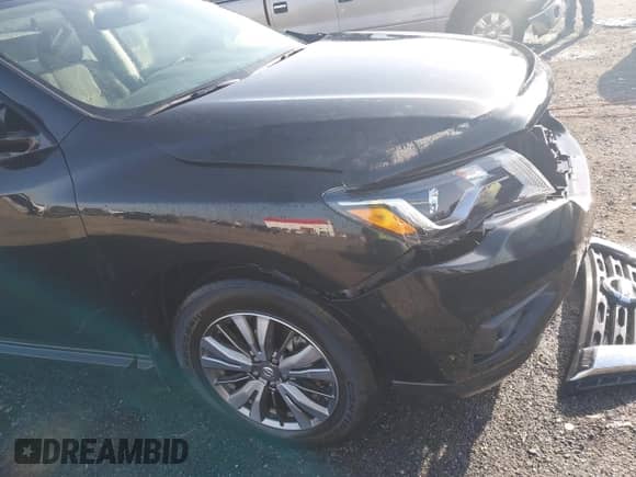 2018 Nissan Pathfinder S with VIN 5N1DR2MNXJC642696, listed as a IAAI auction lot 41803396 with 56,586 mi miles and . Bid and sale history available at DreamBid. Image 18.