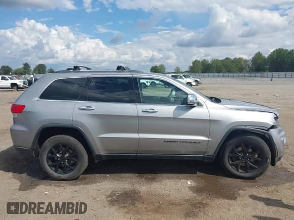 2017 Jeep Grand Cherokee Limited z VIN 1C4RJFBG3HC918482, wystawiony jako IAAI lot #43386848 z przebiegiem 140 937 mil mil oraz . Historia ofert i sprzedaży dostępna na DreamBid. Obrazek 13.