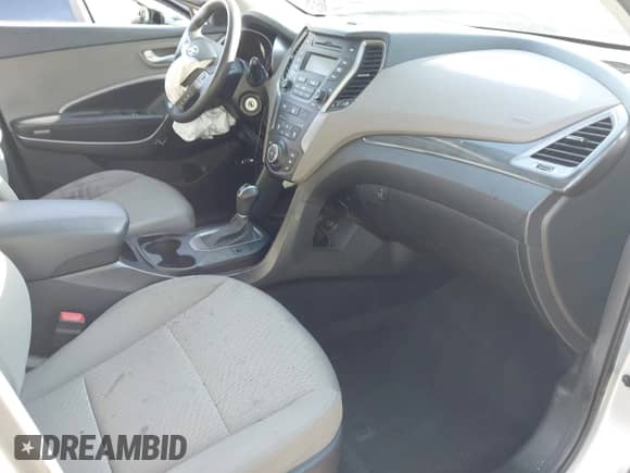 2016 Hyundai Santa Fe with VIN 5XYZT3LB6GG334051, listed as a IAAI auction lot 43110895 with 129,029 mi miles and . Bid and sale history available at DreamBid. Image 5.