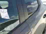 2024 Hyundai Santa Cruz SEL z VIN 5NTJBDAE9RH101121, wystawiony jako Copart lot #77306254 z przebiegiem Nie podano mil oraz Nie do naprawy • Non repairable. Historia ofert i sprzedaży dostępna na DreamBid. Obrazek 13.