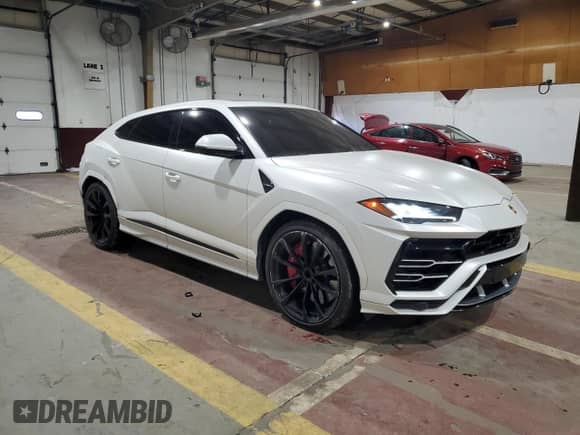 2021 Lamborghini Urus with VIN ZPBUA1ZL2MLA12990, listed as a Copart auction lot 41981535 with 69,793 mi miles and Salvage title. Bid and sale history available at DreamBid. Image 4.