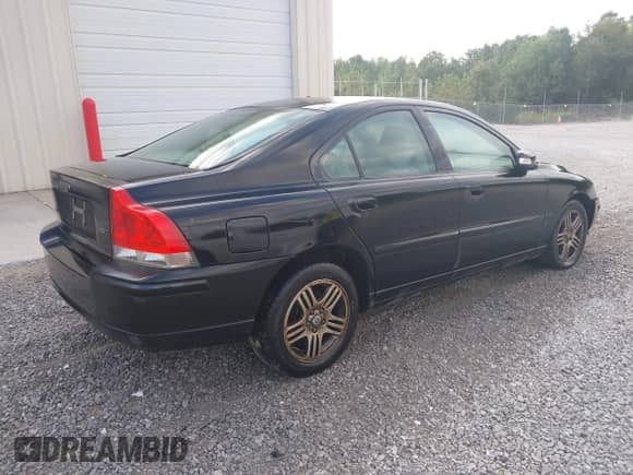2008 Volvo S60 2.5T с VIN YV1RS592682685991, выставлен на аукционе IAAI как лот 43098268 с пробегом 200 530 миль миль и . История ставок и продаж доступна на DreamBid. Изображение 4.